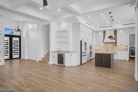 1630 Rainbow Ct, Marco Island FL - photo 7 of 50