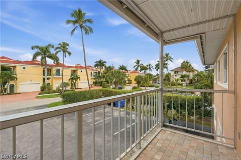 1195 Clam Ct 203, Naples FL - photo 16 of 21