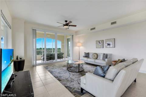 2748 Tiburon Blvd E 502, Naples FL - photo 14 of 37