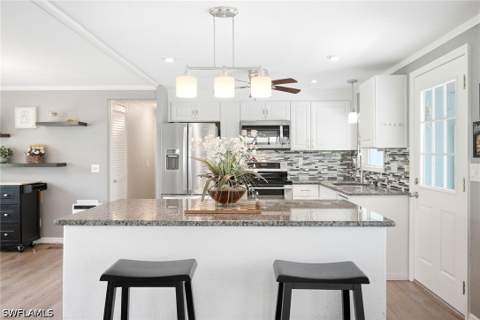 483 Riviera Blvd W, Naples FL - photo 10 of 36