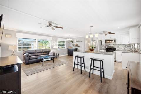 483 Riviera Blvd W, Naples FL - photo 9 of 36