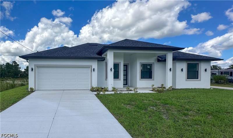 4 bedroom SingleFamilyResidence at 733 Alee St E, Lehigh Acres, Lehigh Acres — photo 2
