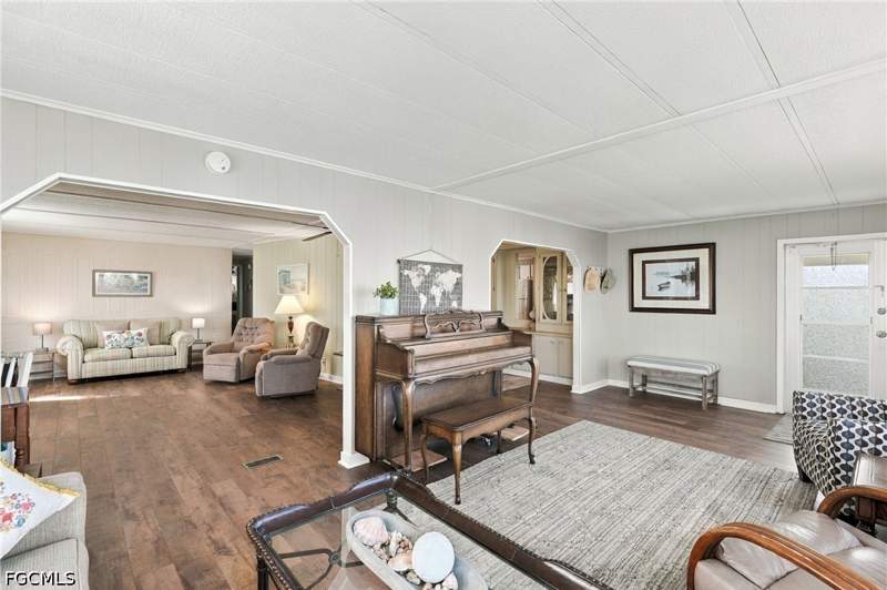 2 bedroom ManufacturedHome at 3112 Indian Village Ln, Lake Arrowhead Mob Village, North Fort Myers — photo 2