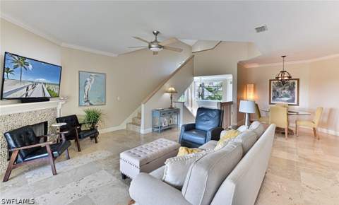 175 Barefoot Cir, Bonita Springs FL - photo 11 of 45