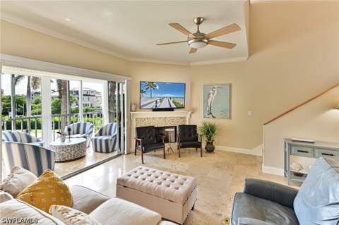 175 Barefoot Cir, Bonita Springs FL - photo 8 of 45
