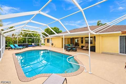 2223 NW 25th Ter, Cape Coral FL - photo 7 of 41