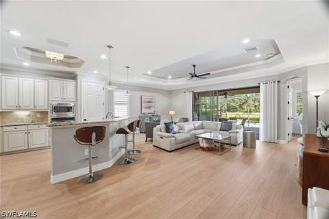 2906 Aviamar Cir, Naples FL - photo 7 of 46