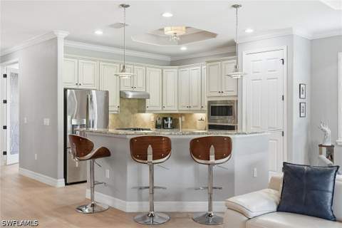 2906 Aviamar Cir, Naples FL - photo 8 of 46