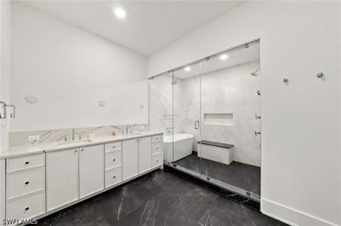 82 9th St S 205, Naples FL - photo 16 of 41