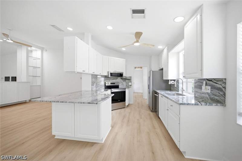 2 bedroom Attached at 5606 Eleuthera Way, Island Walk, Naples — photo 3