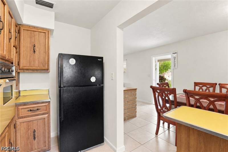 3 bedroom SingleFamilyResidence at 1657 Rudy Ct, Fort Myers, Fort Myers — photo 5