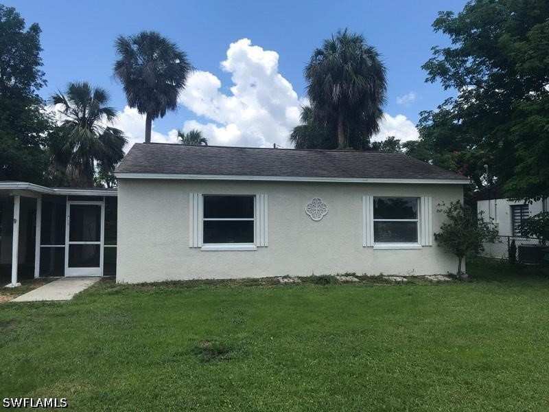 2 bedroom SingleFamilyResidence at 4455 Birmingham St, Alabama Grove Terrace, Fort Myers — photo 1