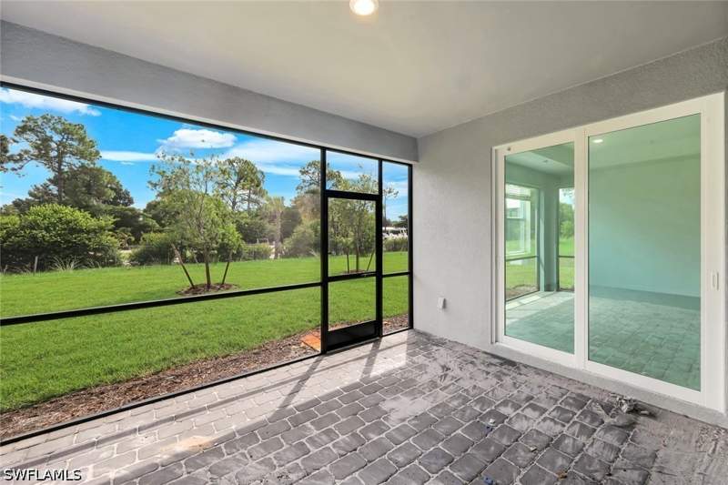 3 bedroom SingleFamilyResidence at 5180 Sugarwood Dr, Maple Point, Other — photo 5