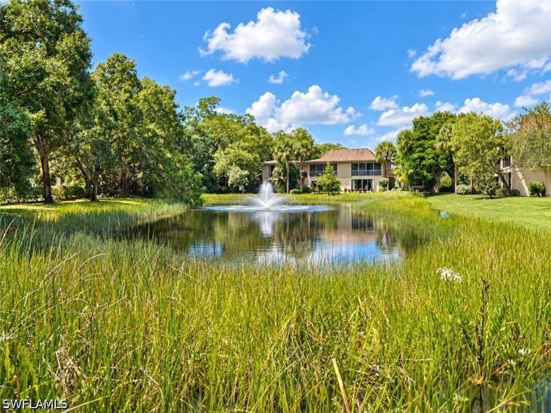 2 bedroom Condominium at 1990 Bald Eagle Dr A, Naples Bath And Tennis Club, Naples — photo 3