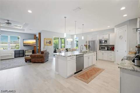2214 Isle Of Pines Ave, Fort Myers FL - photo 11 of 20