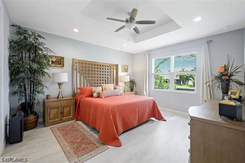 4 bedroom SingleFamilyResidence at 2214 Isle Of Pines Ave, Fort Myers Shores, Fort Myers — photo 2