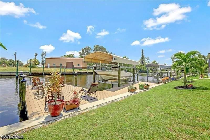 4 bedroom SingleFamilyResidence at 2214 Isle Of Pines Ave, Fort Myers Shores, Fort Myers — photo 5