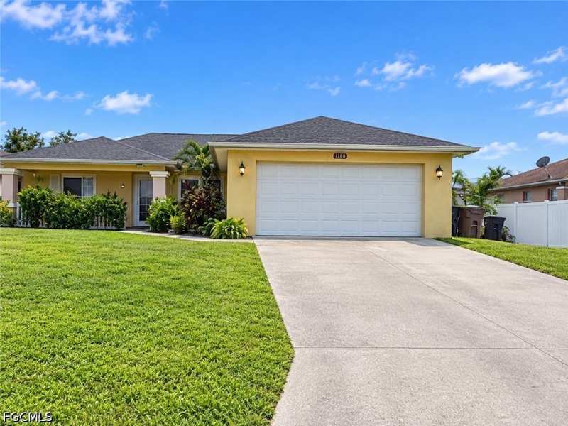 3 bedroom SingleFamilyResidence at 2702 37th St SW, Lehigh Acres, Lehigh Acres — photo 1