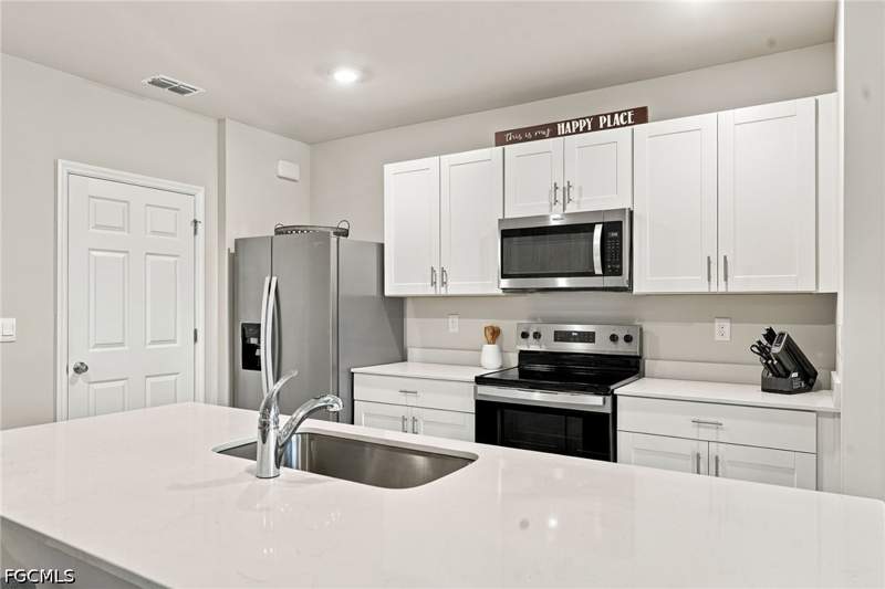3 bedroom SingleFamilyResidence at 3623 Rollingwater Way, Magnolia Landing, North Fort Myers — photo 4