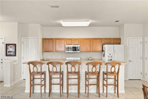 11751 Pasetto Ln 305, Fort Myers FL - photo 6 of 20