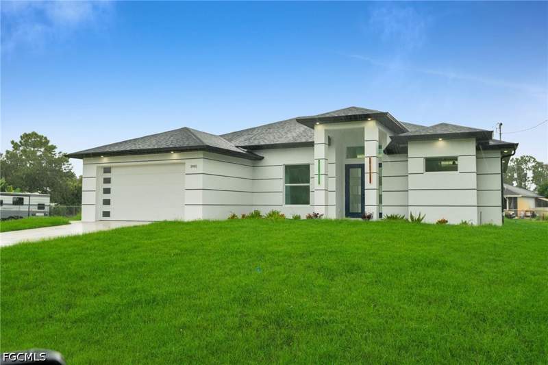 4 bedroom SingleFamilyResidence at 3901 39th St SW, Lehigh Acres, Lehigh Acres — photo 2