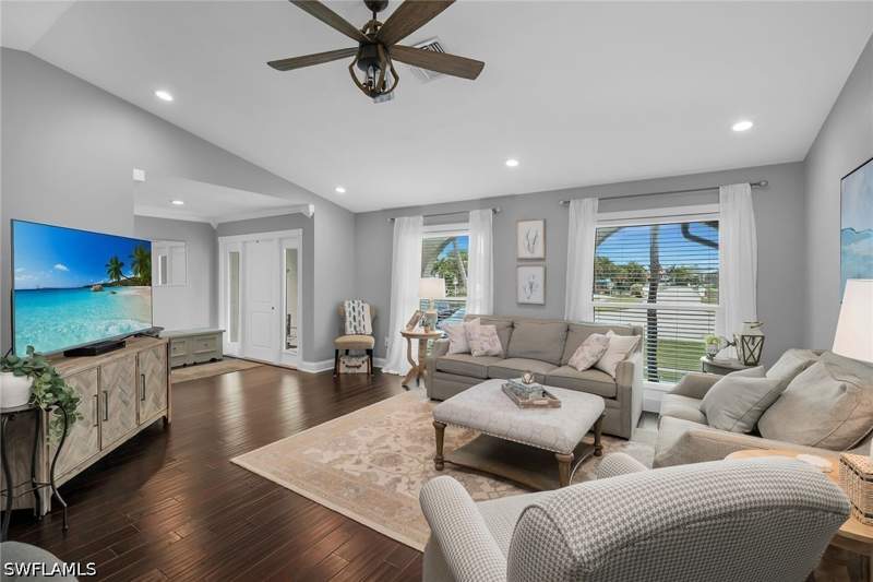 3 bedroom SingleFamilyResidence at 1105 San Marco Rd, Marco Beach, Marco Island — photo 2