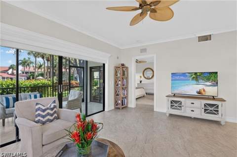 599 Serendipity Dr 599, Naples FL - photo 7 of 29