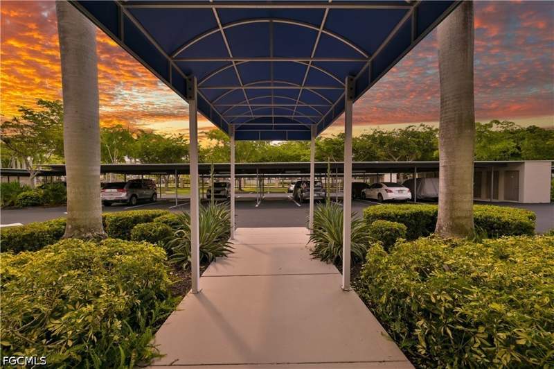 3 bedroom Condominium at 14831 Park Lake Dr Ph01, The Park At Lakewood, Fort Myers — photo 4