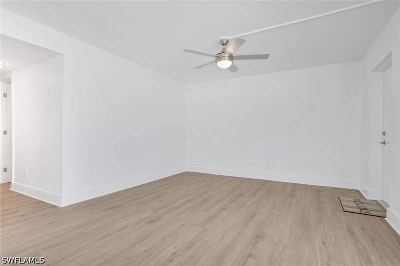2 bedroom Condominium at 6500 Estero Blvd D123, Privateer Of Ft Myers Beach, Fort Myers Beach — photo 4