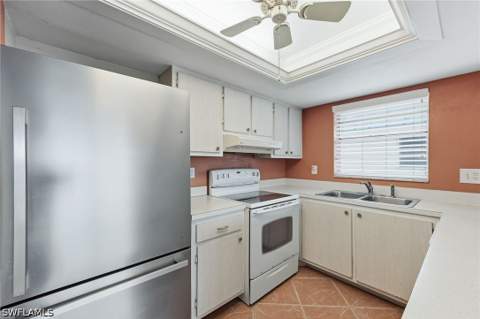 1549 Sandpiper St 82, Naples FL - photo 7 of 40