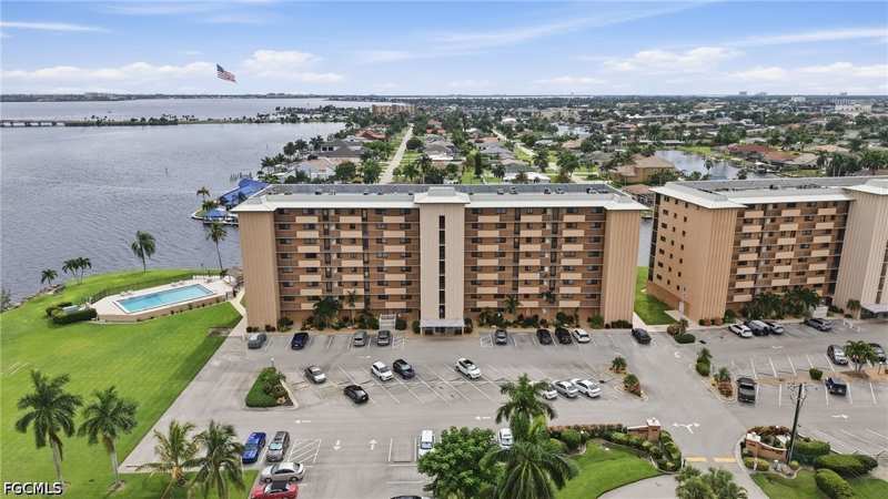 2 bedroom Condominium at 4280 SE 20th Pl 808, River Towers Condo, Cape Coral — photo 1