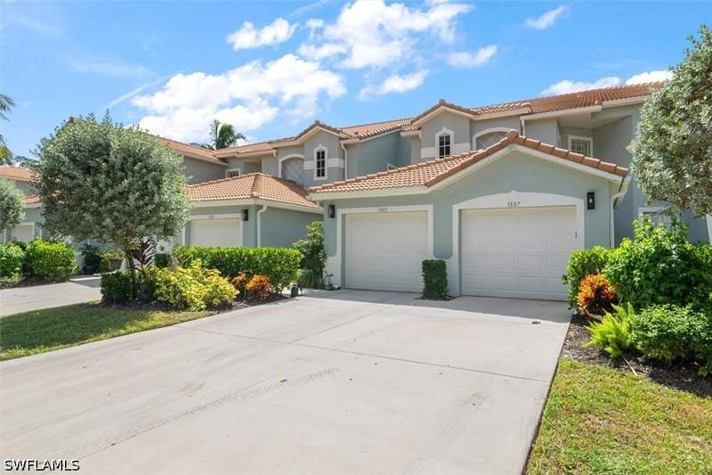 2 bedroom Condominium at 1182 Sweetwater Ln 1807, Eagle Cove, Naples — photo 3