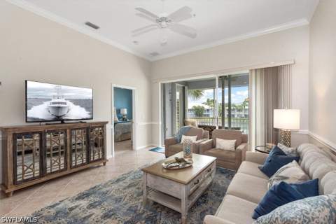 1182 Sweetwater Ln 1807, Naples FL - photo 8 of 43