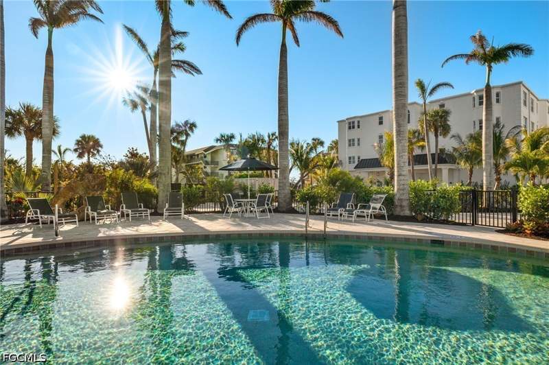 3 bedroom Condominium at 2549 W Gulf Dr 106, Sedgemoor Condo, Sanibel — photo 3