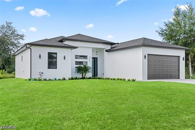 3 bedroom SingleFamilyResidence at 442 Redwing St SW, Lehigh Acres, Lehigh Acres — photo 2