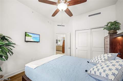 4182 Bay Beach Ln 722, Fort Myers Beach FL - photo 13 of 37