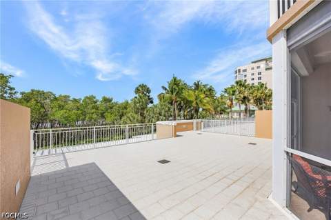 4182 Bay Beach Ln 722, Fort Myers Beach FL - photo 19 of 37