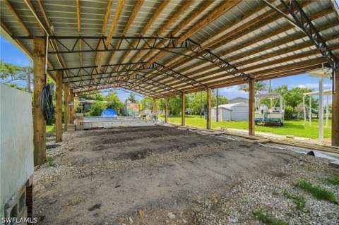 1241 S Lopez Ln, Chokoloskee FL - photo 12 of 39