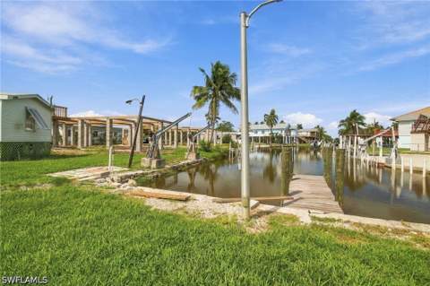 1241 S Lopez Ln, Chokoloskee FL - photo 13 of 39