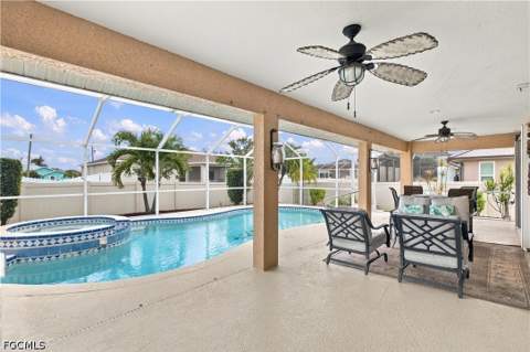 2215 NW 5th St, Cape Coral FL - photo 7 of 39