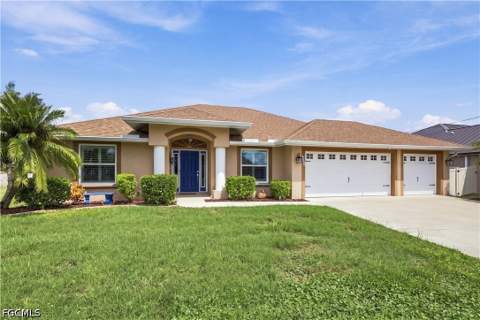 2215 NW 5th St, Cape Coral FL - photo 9 of 39