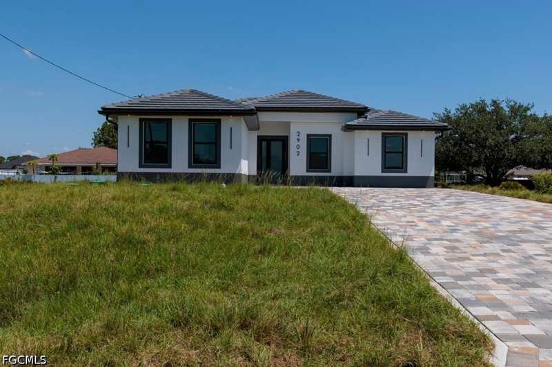 4 bedroom SingleFamilyResidence at 1010 Wagner Ave, Lehigh Acres, Lehigh Acres — photo 1