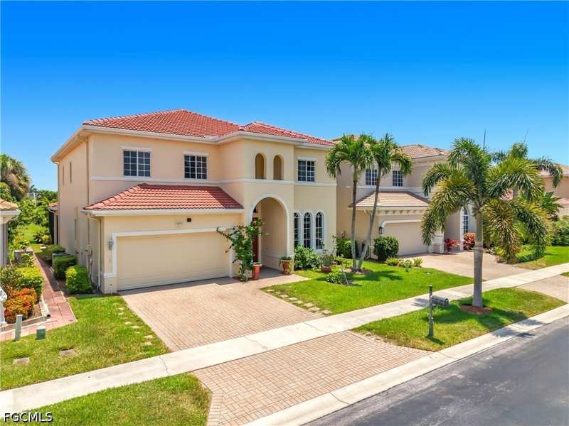 5 bedroom SingleFamilyResidence at 15641 Alton Dr, Santa Barbara, Fort Myers — photo 1