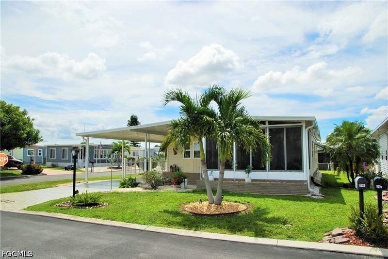 2 bedroom ManufacturedHome at 298 Boros Dr, Six Lakes Country Club, North Fort Myers — photo 4