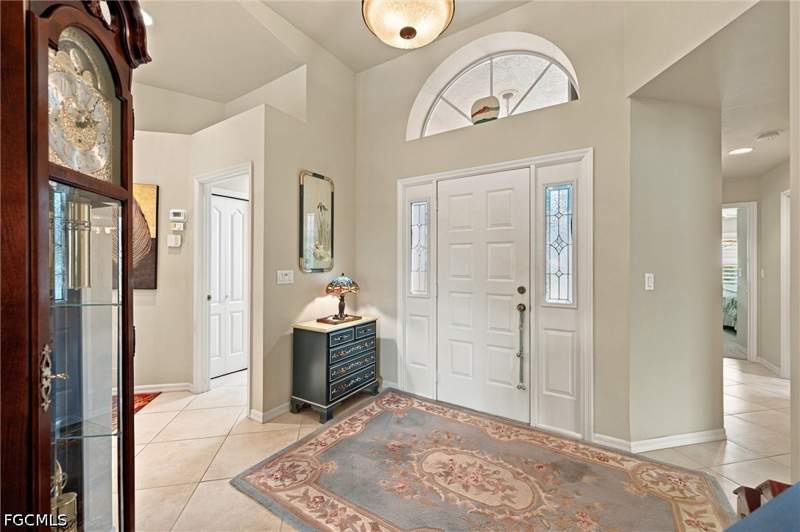 3 bedroom SingleFamilyResidence at 9351 White Hickory Ln, Olde Hickory Golf & Country Club, Fort Myers — photo 5