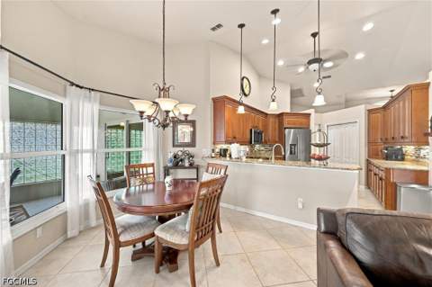 9351 White Hickory Ln, Fort Myers FL - photo 9 of 38