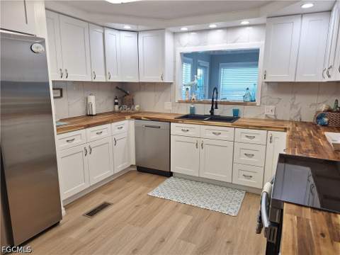 5714 Captain John Smith Loop S, North Fort Myers FL - photo 15 of 60