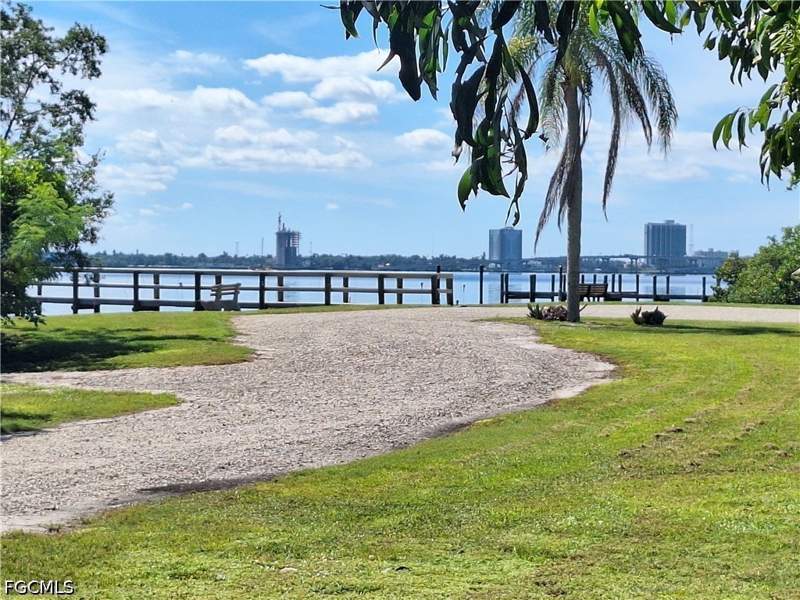 2 bedroom ManufacturedHome at 5714 Captain John Smith Loop S, Old Bridge Village, North Fort Myers — photo 5