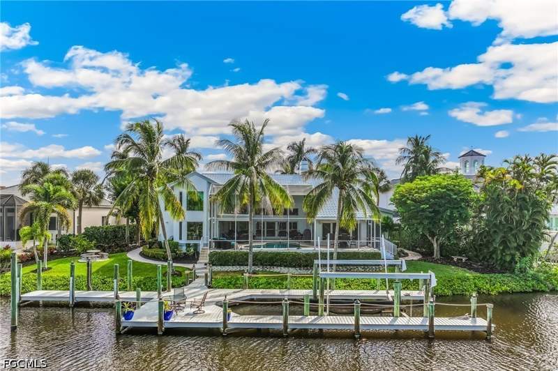3 bedroom SingleFamilyResidence at 14960 Caleb Dr, Palm Acres, Fort Myers — photo 3