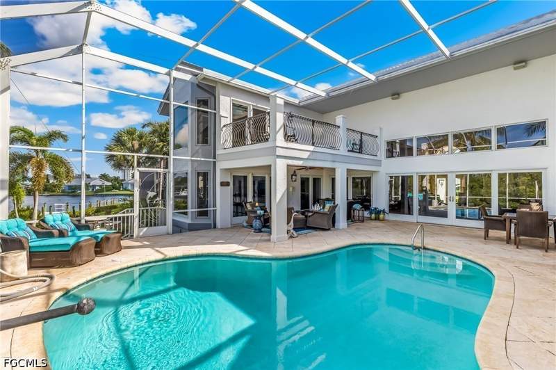 3 bedroom SingleFamilyResidence at 14960 Caleb Dr, Palm Acres, Fort Myers — photo 5